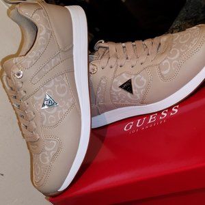 Women's Guess size 8 shoes